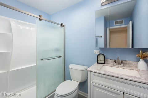 Tiny photo for 13A Kingery Quarter #203, Willowbrook, IL 60527 (MLS # 12770644)
