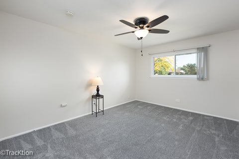 Tiny photo for 13A Kingery Quarter #203, Willowbrook, IL 60527 (MLS # 12770644)
