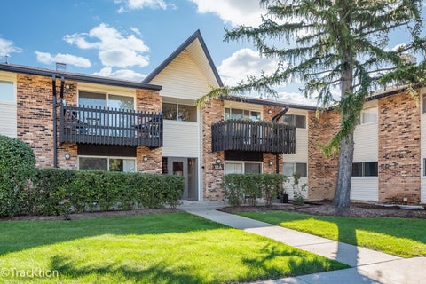 Photo of 13A Kingery Quarter #203, Willowbrook, IL 60527 (MLS # 12770644)