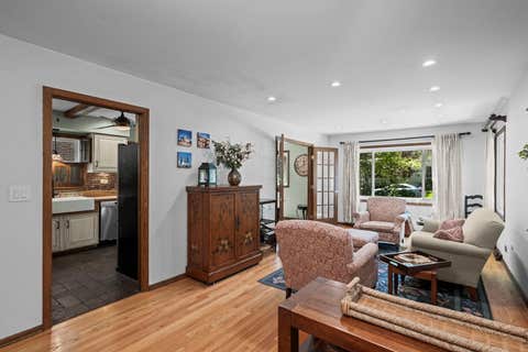 Tiny photo for 1216 E Mayfair Road, Arlington Heights, IL 60004 (MLS # 12722387)