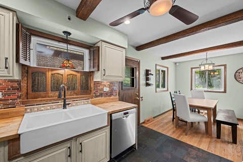 Tiny photo for 1216 E Mayfair Road, Arlington Heights, IL 60004 (MLS # 12722387)