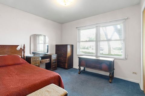 Tiny photo for 1194 Cedar Lane, Elk Grove Village, IL 60007 (MLS # 12485875)