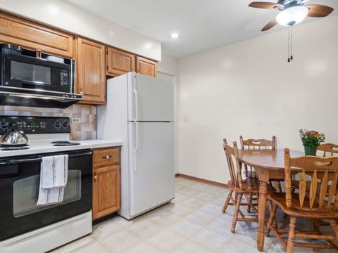 Tiny photo for 1194 Cedar Lane, Elk Grove Village, IL 60007 (MLS # 12485875)