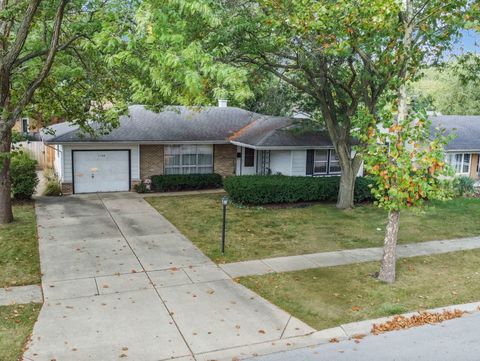 1194 Cedar Lane Elk Grove Village IL 60007