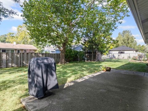 Tiny photo for 1194 Cedar Lane, Elk Grove Village, IL 60007 (MLS # 12485875)