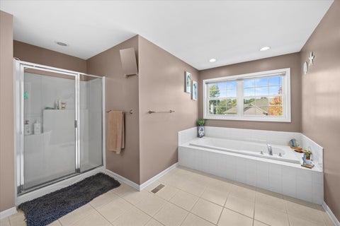 Tiny photo for 24 Hilltop Lane, South Elgin, IL 60177 (MLS # 12782856)