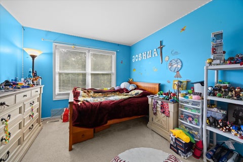 Tiny photo for 24 Hilltop Lane, South Elgin, IL 60177 (MLS # 12782856)