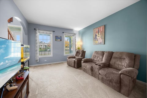 Tiny photo for 24 Hilltop Lane, South Elgin, IL 60177 (MLS # 12782856)