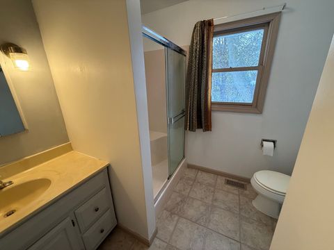 Tiny photo for 740 N Elmwood Drive, Aurora, IL 60506 (MLS # 12530127)