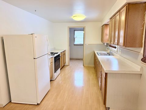 Tiny photo for 740 N Elmwood Drive, Aurora, IL 60506 (MLS # 12530127)