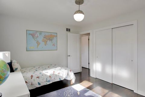 Tiny photo for 560 Drexel Avenue, Glencoe, IL 60022 (MLS # 12521746)