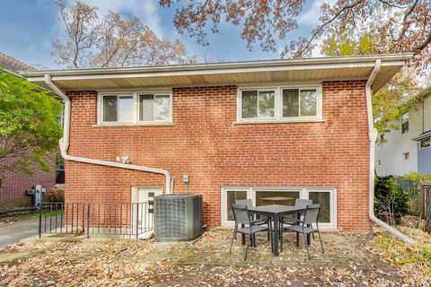 Tiny photo for 560 Drexel Avenue, Glencoe, IL 60022 (MLS # 12521746)