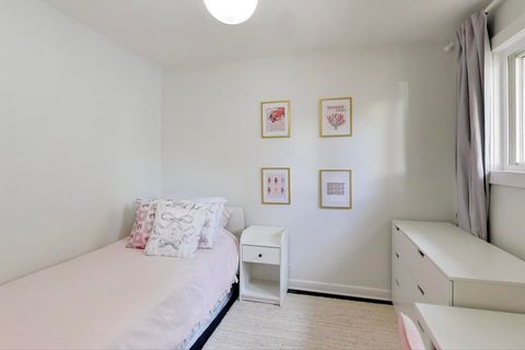 Tiny photo for 560 Drexel Avenue, Glencoe, IL 60022 (MLS # 12521746)