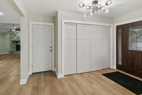 Tiny photo for 4951 Crest Court, Country Club Hills, IL 60478 (MLS # 12578626)