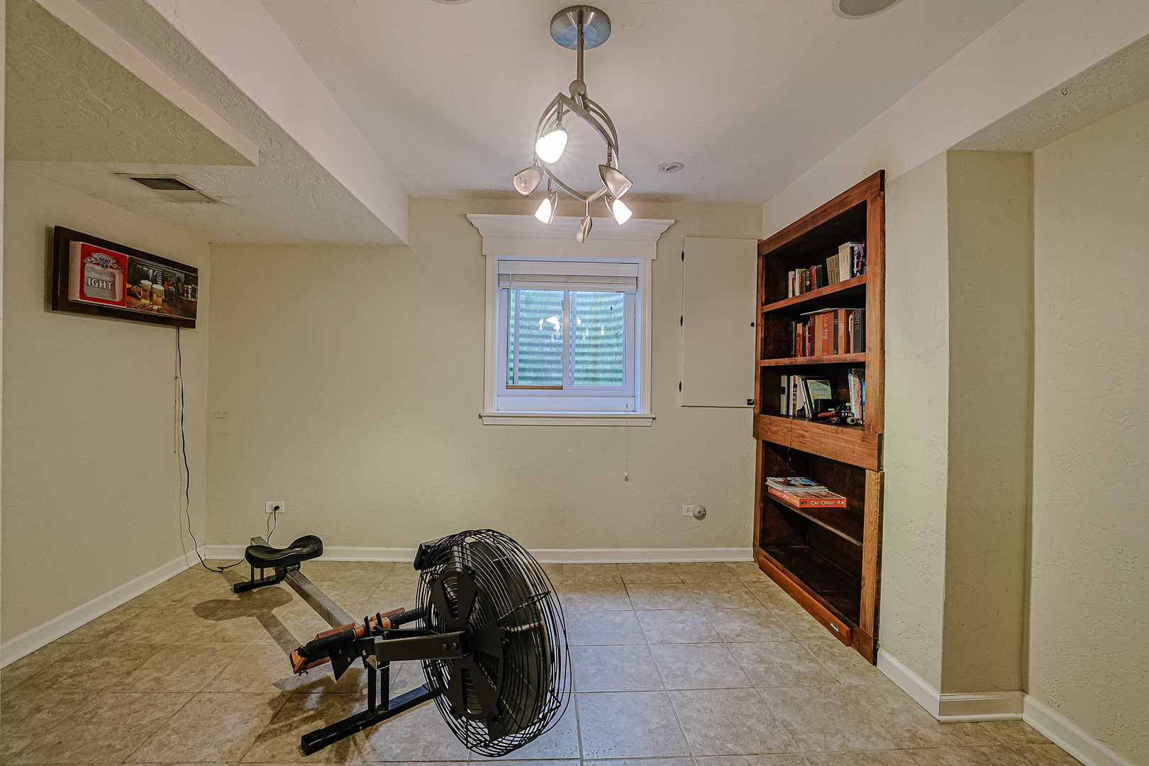 Spring Grove, Illinois 60081, United States, 4 Bedrooms Bedrooms, ,4 BathroomsBathrooms,Residential,Active,239364