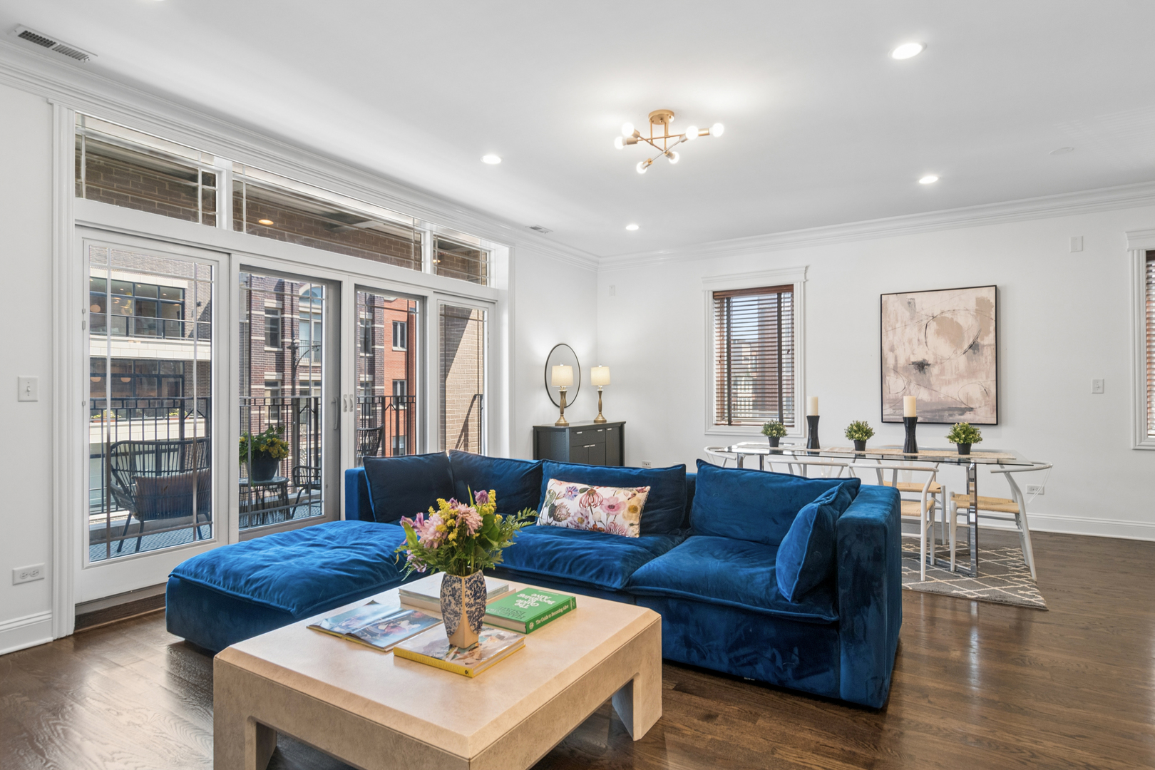 1415 W Belmont Avenue 3