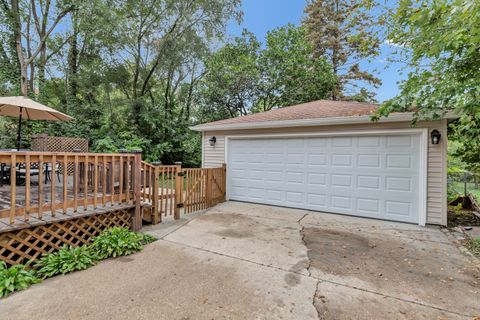 Tiny photo for 298 Harvey Avenue, Des Plaines, IL 60016 (MLS # 12498048)