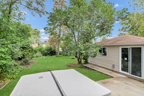 Tiny photo for 298 Harvey Avenue, Des Plaines, IL 60016 (MLS # 12498048)