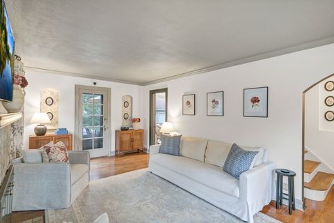 Tiny photo for 298 Harvey Avenue, Des Plaines, IL 60016 (MLS # 12498048)