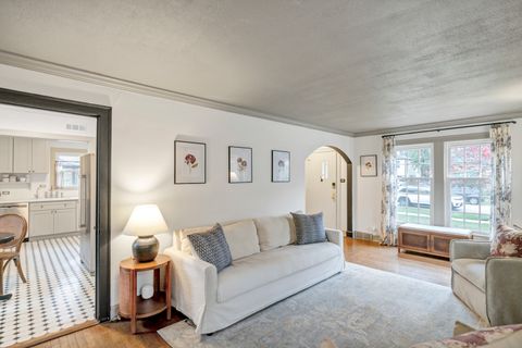 Tiny photo for 298 Harvey Avenue, Des Plaines, IL 60016 (MLS # 12498048)