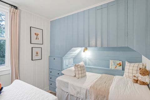 Tiny photo for 298 Harvey Avenue, Des Plaines, IL 60016 (MLS # 12498048)