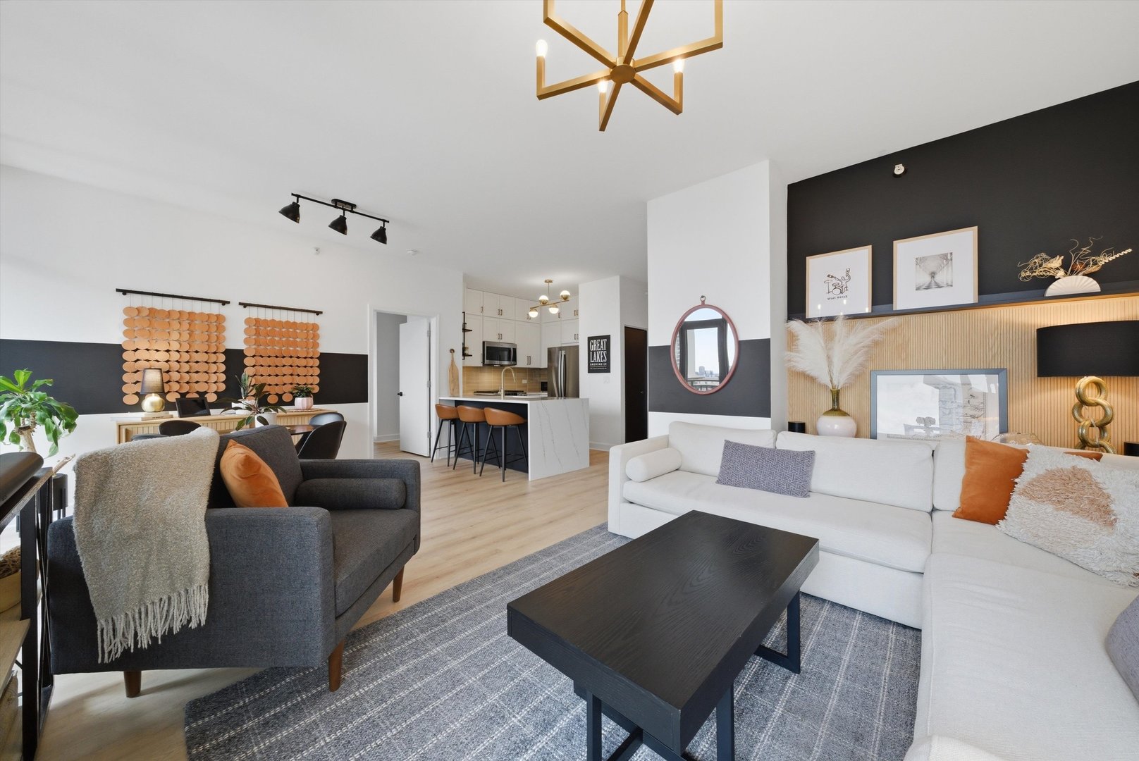 233 E 13th Street 1810