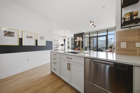 Tiny photo for 233 E 13th Street #1810, Chicago, IL 60605 (MLS # 12629450)