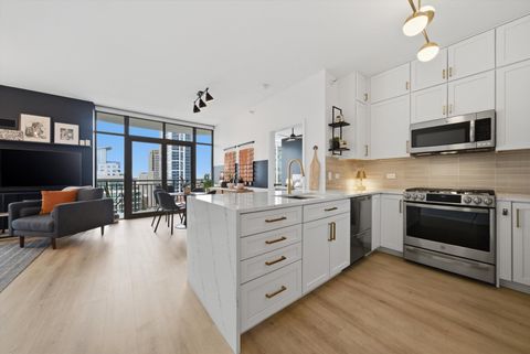 Tiny photo for 233 E 13th Street #1810, Chicago, IL 60605 (MLS # 12629450)