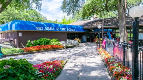 Tiny photo for 5517 E Lake Drive #91-E, Lisle, IL 60532 (MLS # 12660302)