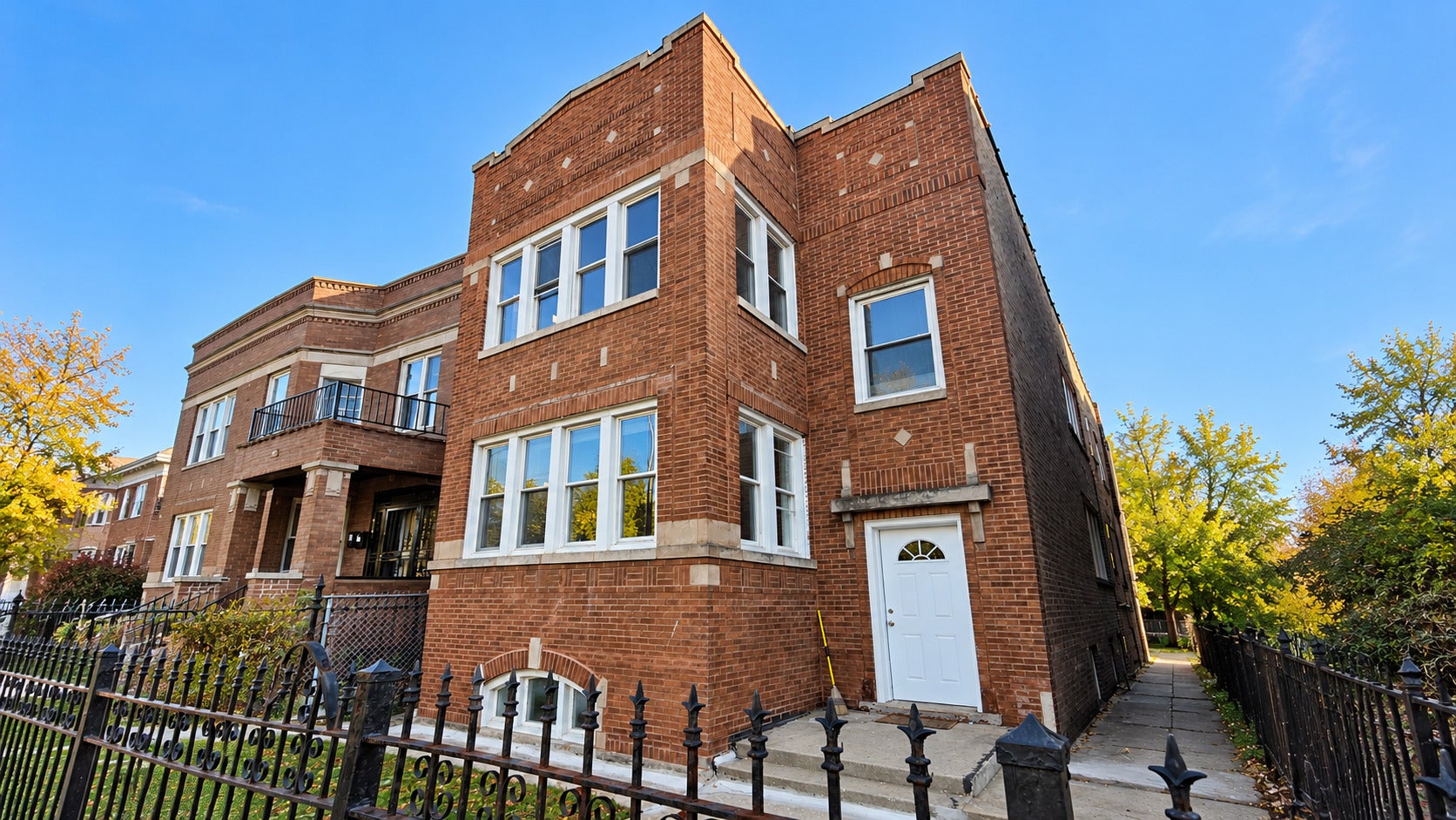 1845 W Garfield Boulevard