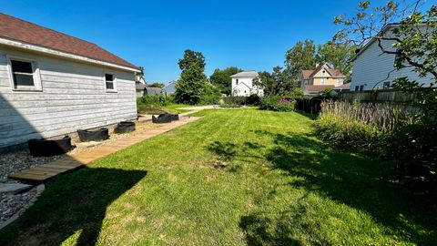 Tiny photo for 406 S Genesee Street, Morrison, IL 61270 (MLS # 12339080)