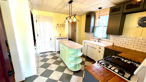 Tiny photo for 406 S Genesee Street, Morrison, IL 61270 (MLS # 12339080)