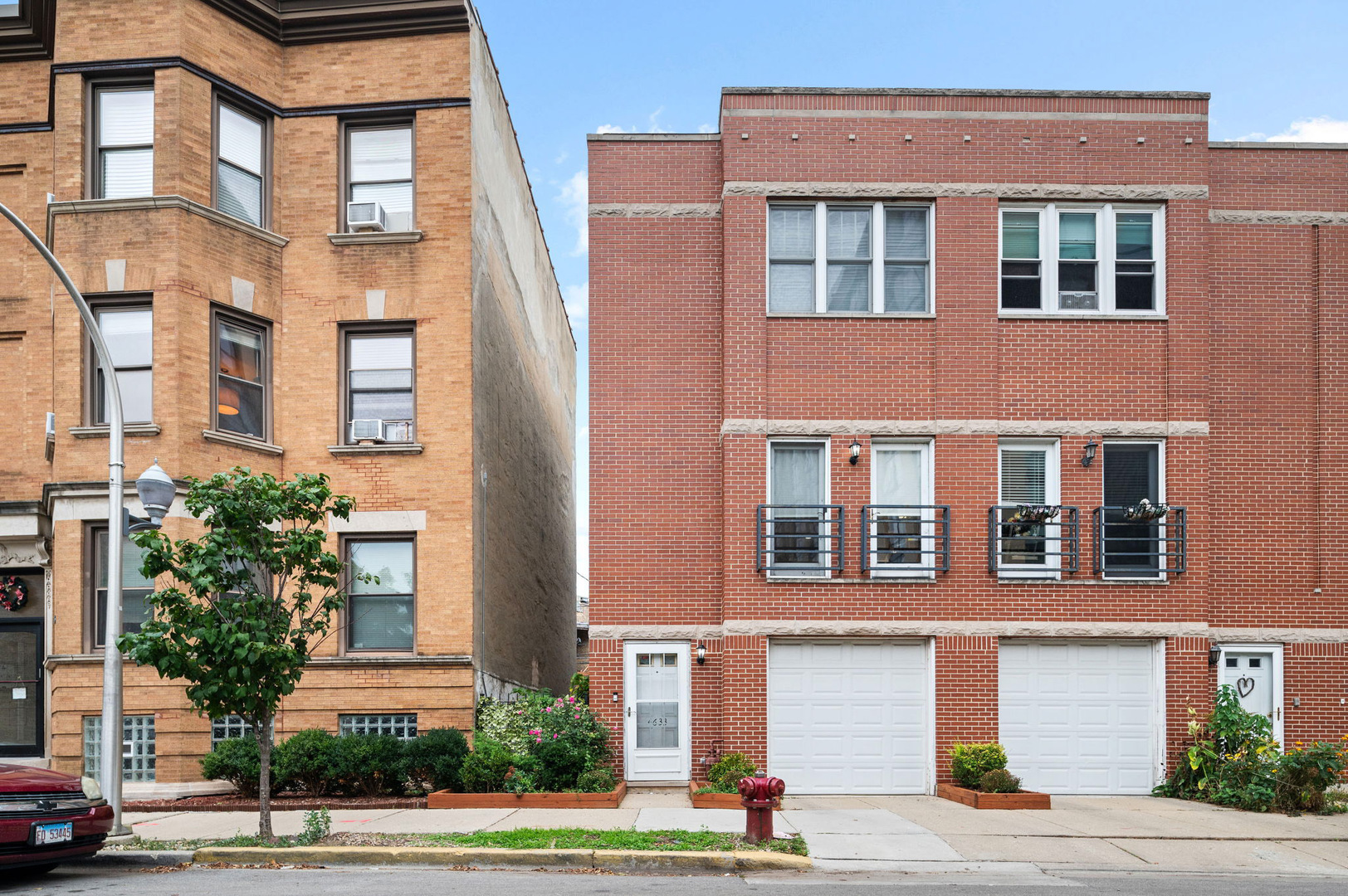 4633 N Winthrop Avenue