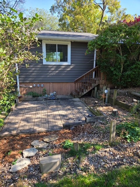 Tiny photo for 204 Chestnut Street, LeClaire, IA 52753 (MLS # 12778767)