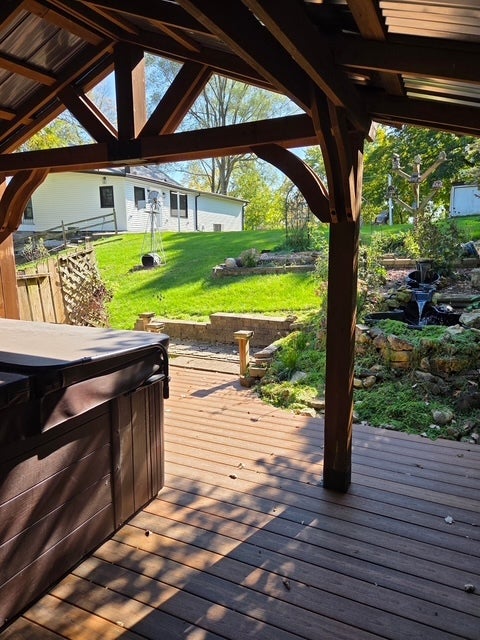 Tiny photo for 204 Chestnut Street, LeClaire, IA 52753 (MLS # 12778767)