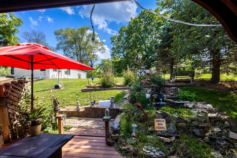 Tiny photo for 204 Chestnut Street, LeClaire, IA 52753 (MLS # 12778767)