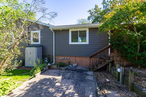 Tiny photo for 204 Chestnut Street, LeClaire, IA 52753 (MLS # 12778767)