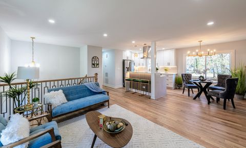 Tiny photo for 719 Webster Street, Algonquin, IL 60102 (MLS # 12535572)