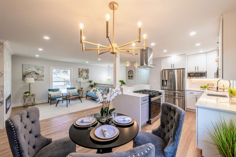 Tiny photo for 719 Webster Street, Algonquin, IL 60102 (MLS # 12535572)