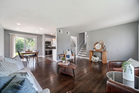 Tiny photo for 10403 Barnard Drive, Chicago Ridge, IL 60415 (MLS # 12656351)