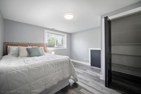Tiny photo for 10403 Barnard Drive, Chicago Ridge, IL 60415 (MLS # 12656351)