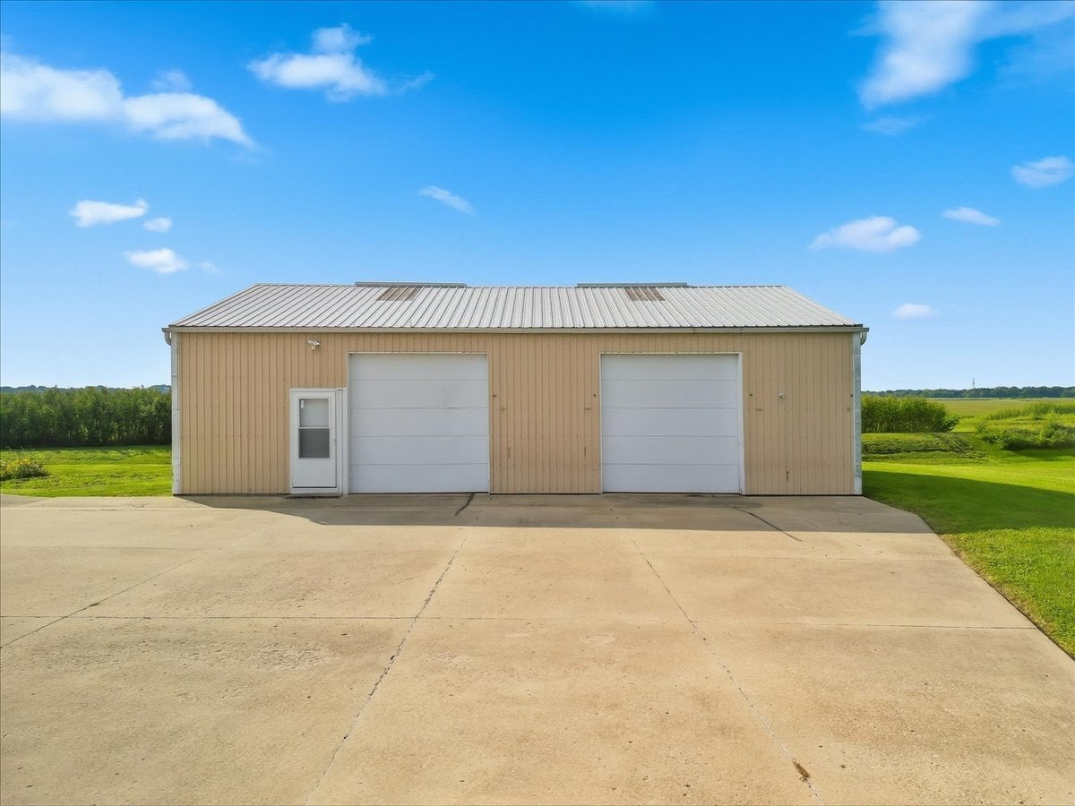 15661 Moline Road