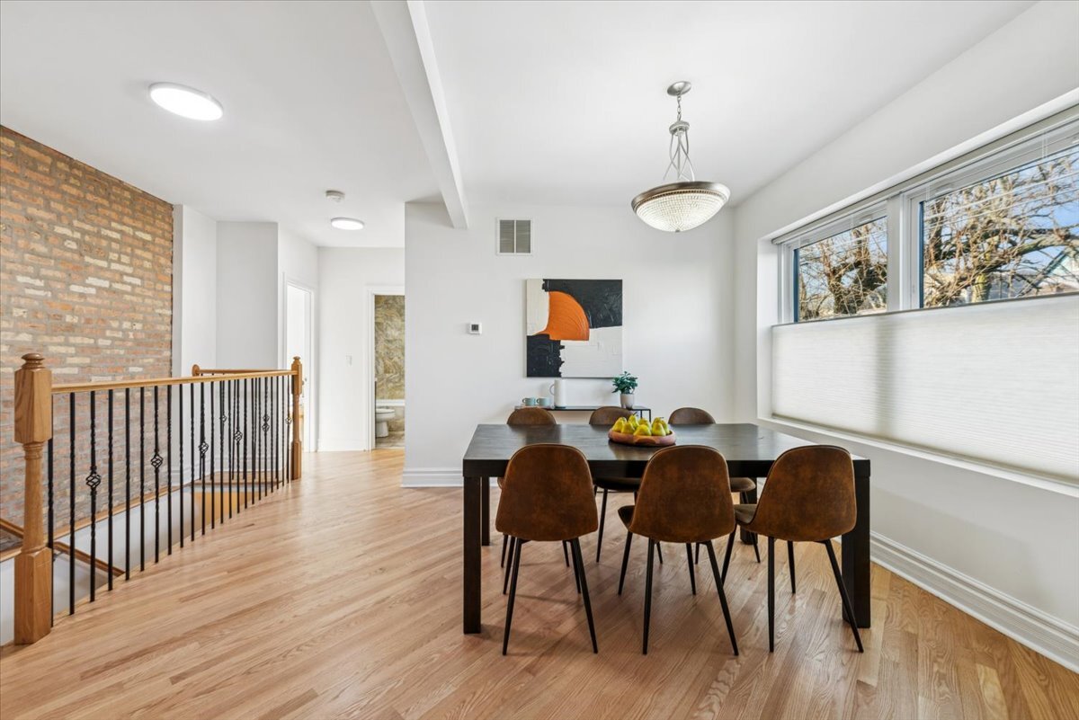 4842 N Ashland Avenue 1W