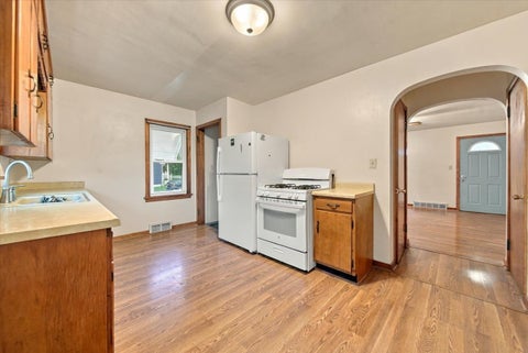 Tiny photo for 1502 AVENUE K, Sterling, IL 61081 (MLS # 12773765)