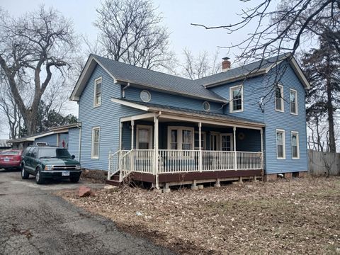 2013 Beecher Road Plano IL 60545