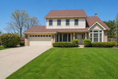 Photo of 465 Thacker Court, Schaumburg, IL 60173 (MLS # 12627239)