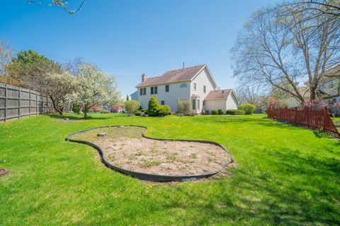 Tiny photo for 465 Thacker Court, Schaumburg, IL 60173 (MLS # 12627239)