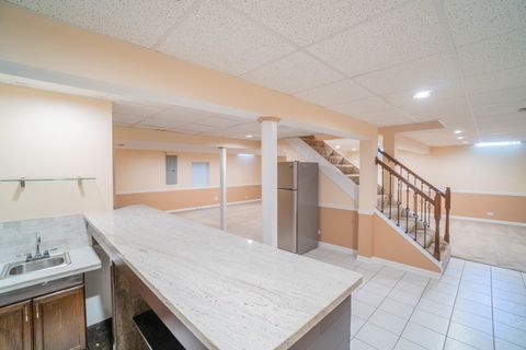 Tiny photo for 465 Thacker Court, Schaumburg, IL 60173 (MLS # 12627239)
