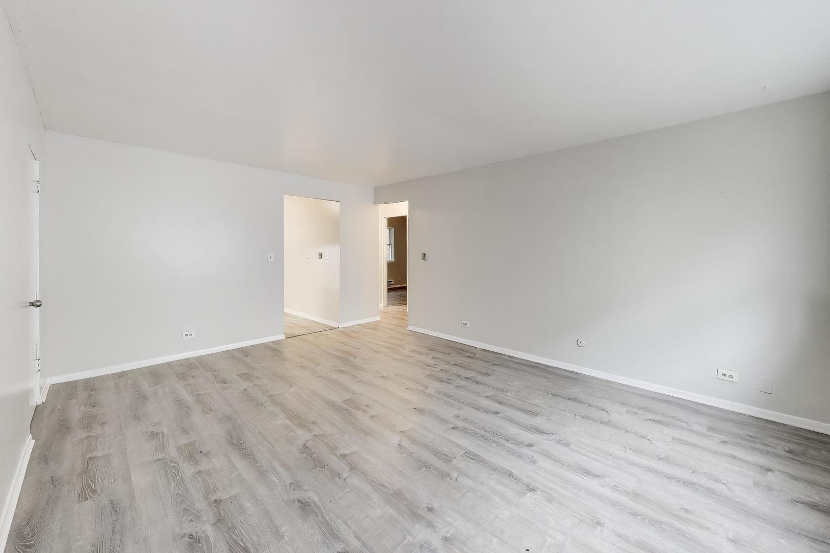 4645 N Hermitage Avenue 2M