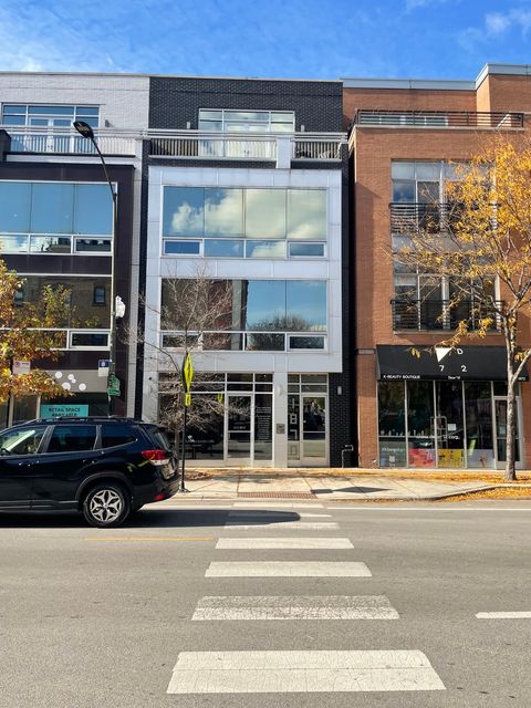 1870 N DAMEN Avenue 2 Chicago IL 60647